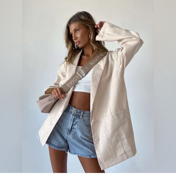 Princess Polly amber oversized line blazer cream/tan - Picture 2 of 7